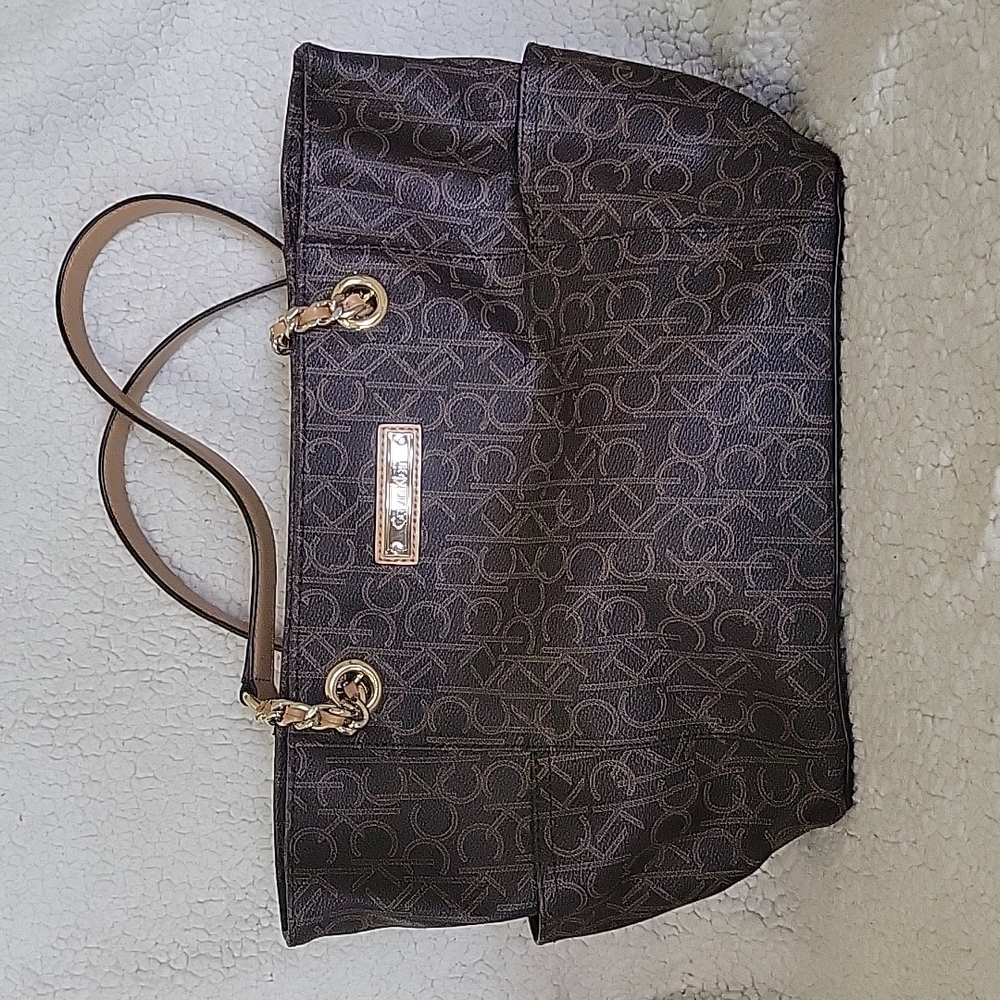 Calvin Klein Shoulder Bag